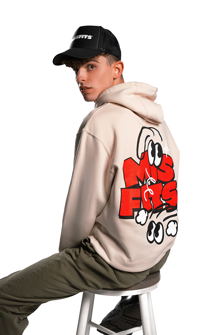 Misfits Gaming Misfits written on the backl of sand hodie in red colors on male model